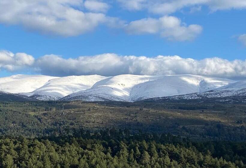 Altogredos Hotel Rural Y Apartamentos Turísticos