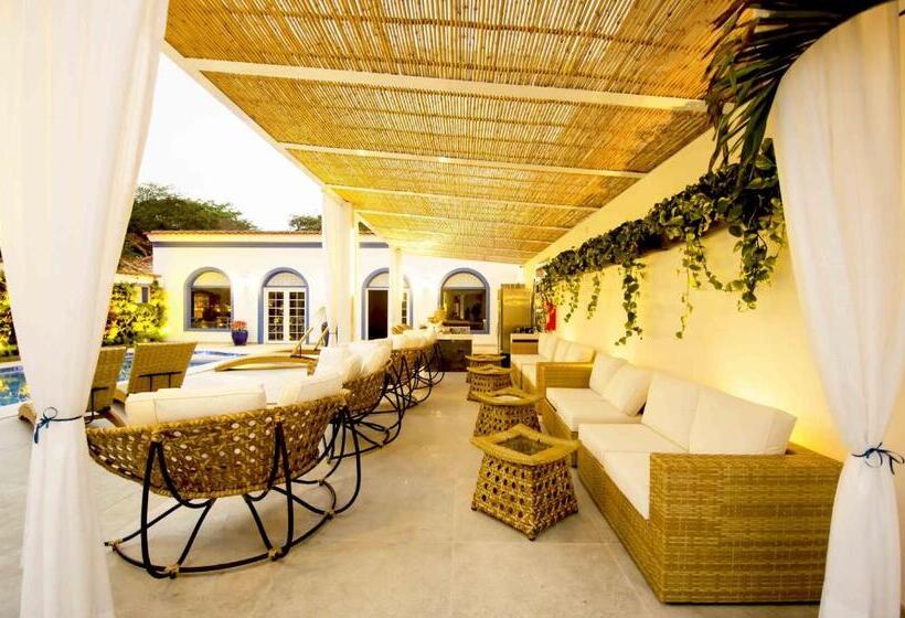 هتل Solar Do Arco