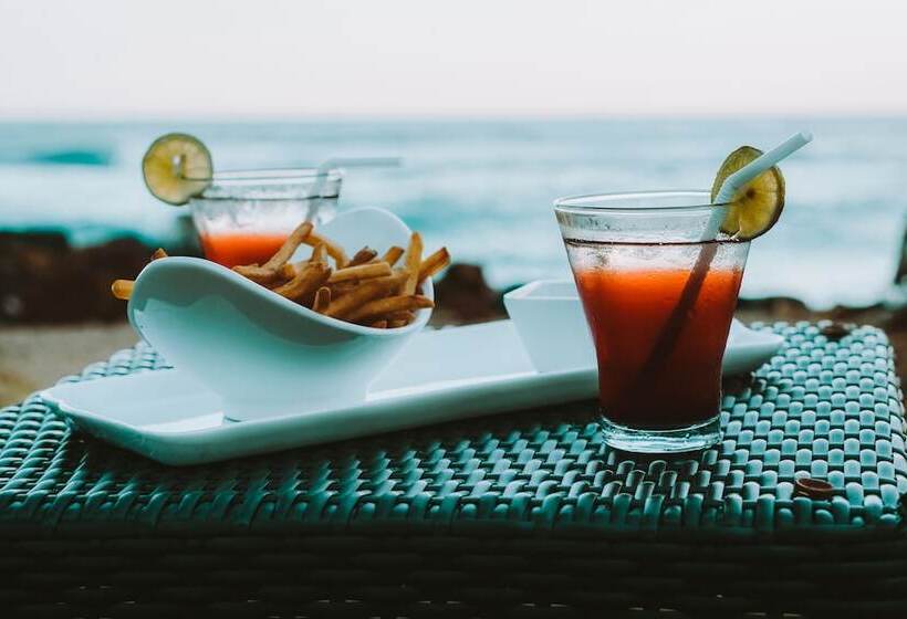 호텔 South Lake Resort Koggala