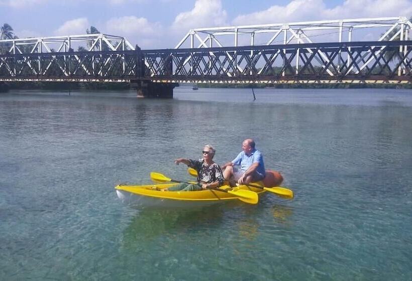 호텔 South Lake Resort Koggala