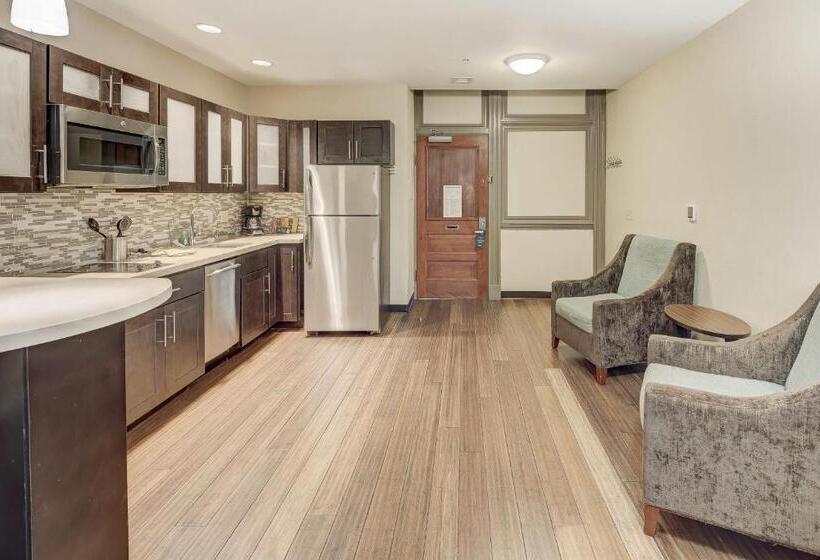 호텔 Staybridge Suites Baltimore   Inner Harbor, An Ihg