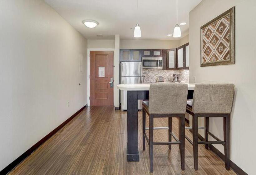 호텔 Staybridge Suites Baltimore   Inner Harbor, An Ihg