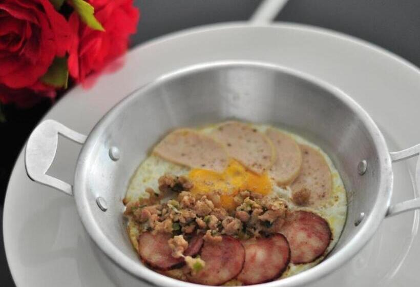 בית מלון כפרי Tanzeno