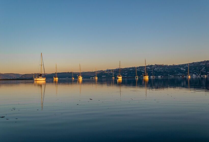 酒店 The Lofts Boutique