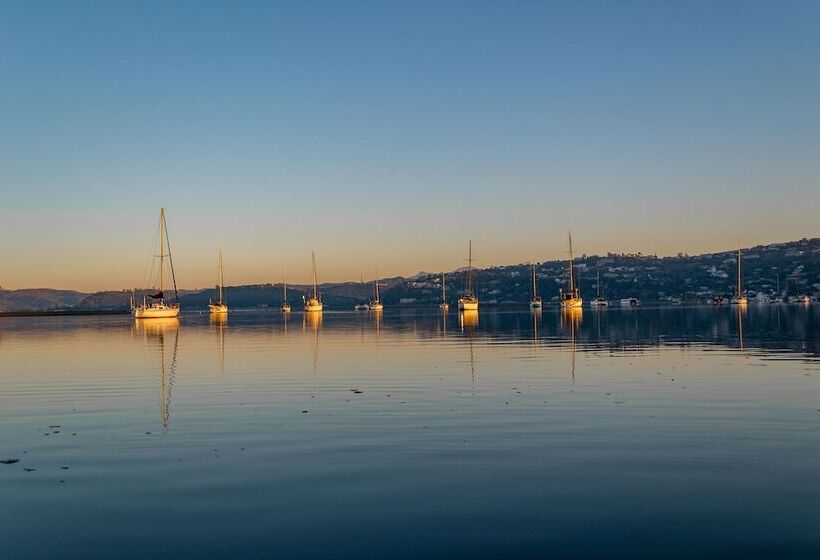 酒店 The Lofts Boutique