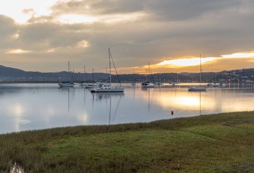 酒店 The Lofts Boutique