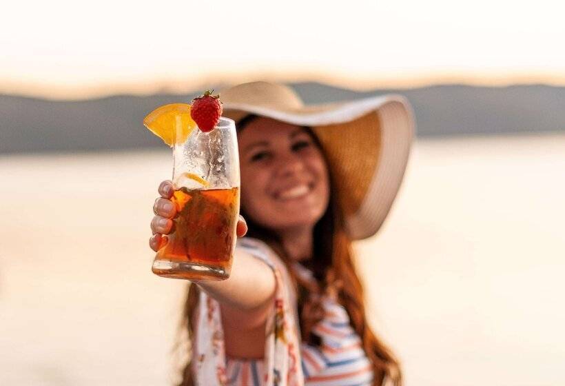 酒店 The Lofts Boutique