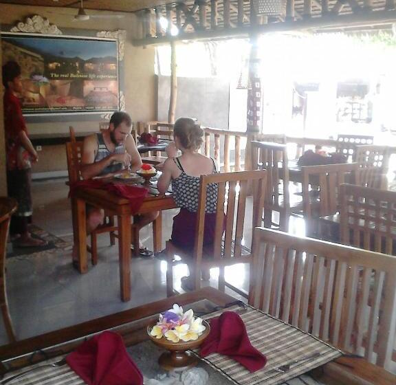 Отель Trijaya Guest House Pemuteran