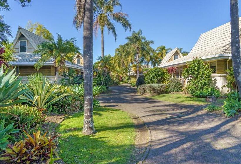 هتل Ultiqa Village Resort