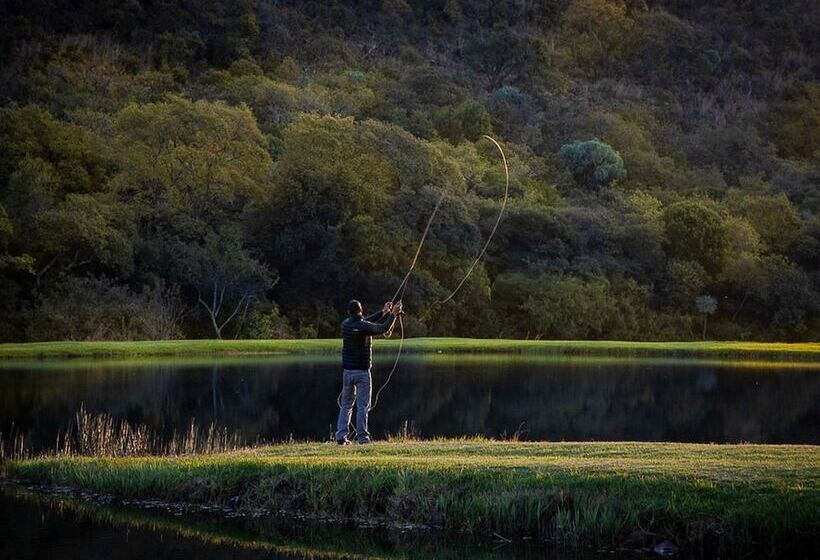 ホテル Valley Of The Rainbow Estate