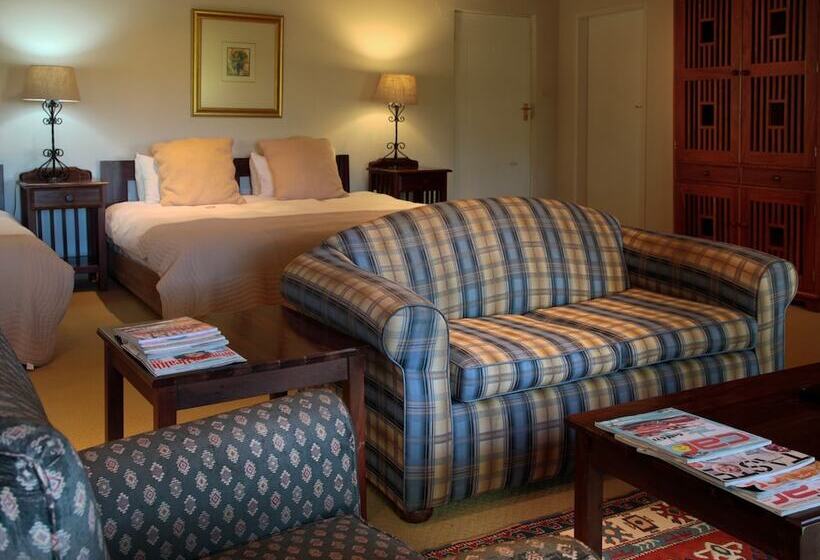 ホテル Valley Of The Rainbow Estate