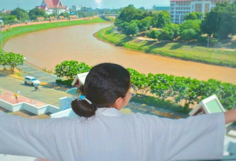 בית מלון כפרי Wangchan Riverview