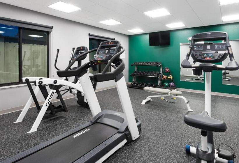 فندق Wingate By Wyndham Sidney