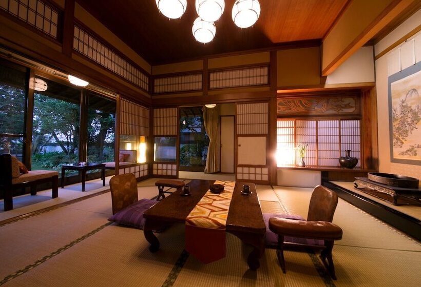 Ryokan Wataya