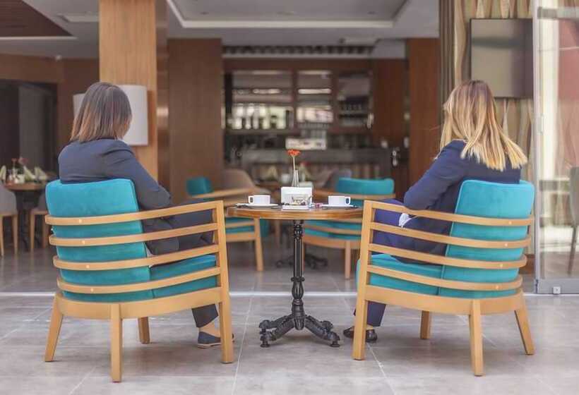 Lamec Hotel Business