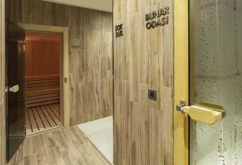 Lamec Hotel Business