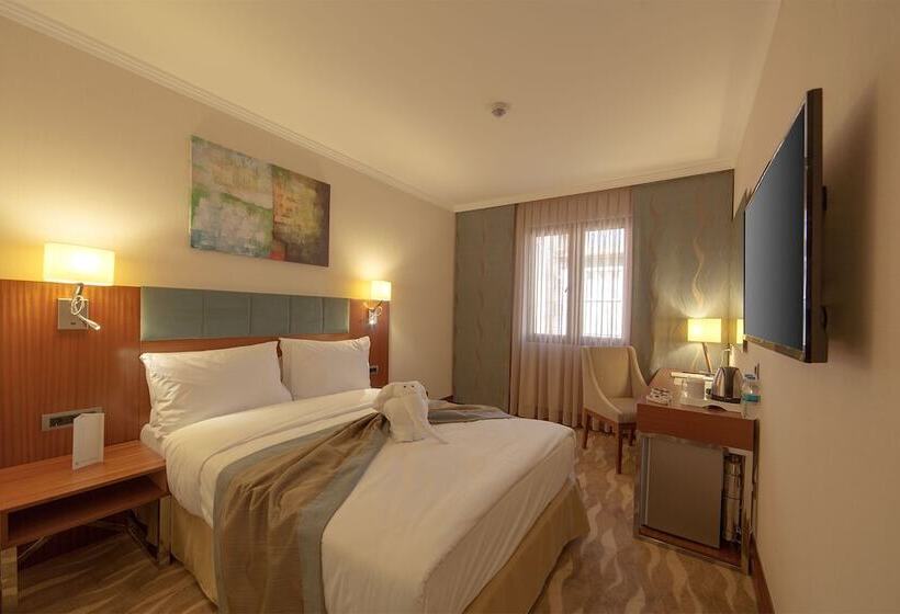 Lamec Hotel Business