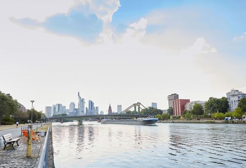 Living Hotel Frankfurt