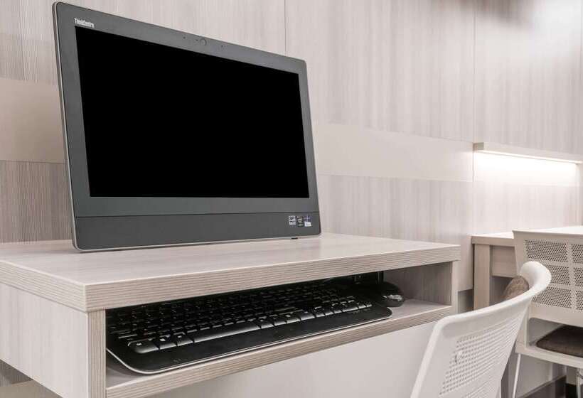 호텔 Coratel Inn & Suites By Jasper Rochester