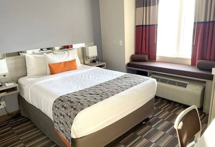 酒店 Coratel Inn & Suites By Jasper Rochester