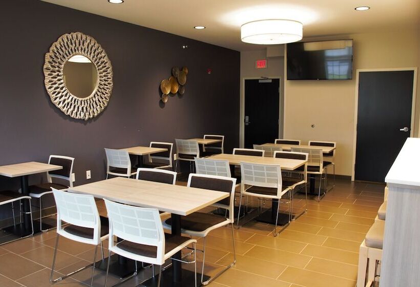 호텔 Coratel Inn & Suites By Jasper Rochester