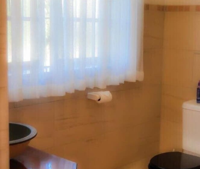 פנסיון Aan De Bergen