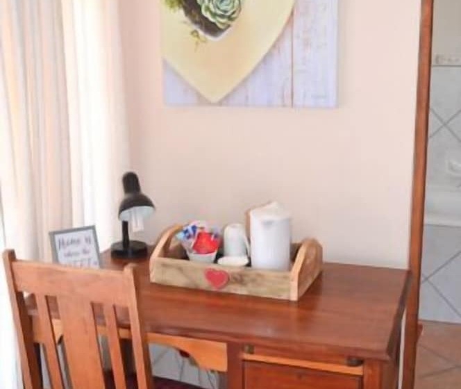 פנסיון Aan De Bergen