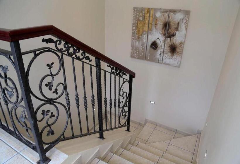 پانسیون Atholl Guest House