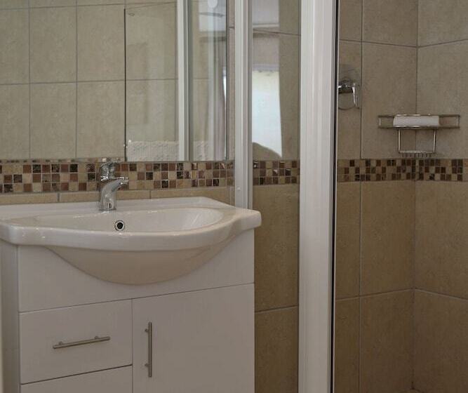 پانسیون Atholl Guest House