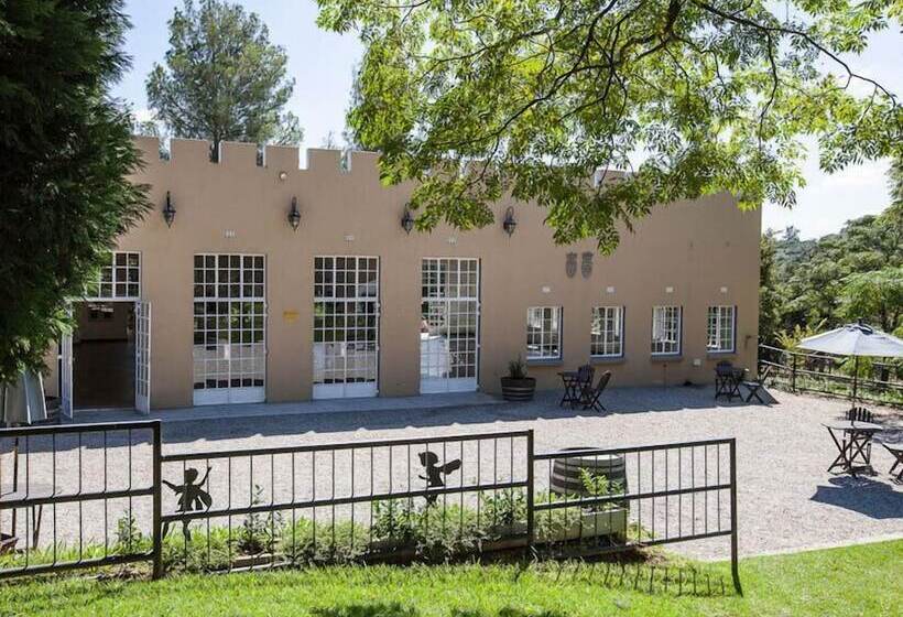 膳宿费 Chartwell Castle