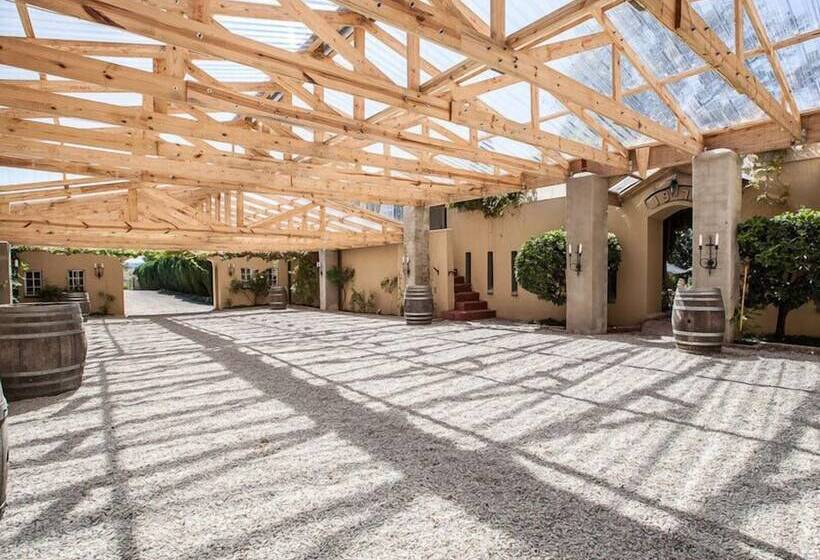 膳宿费 Chartwell Castle