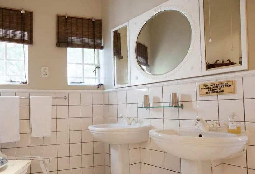 膳宿费 Chartwell Castle