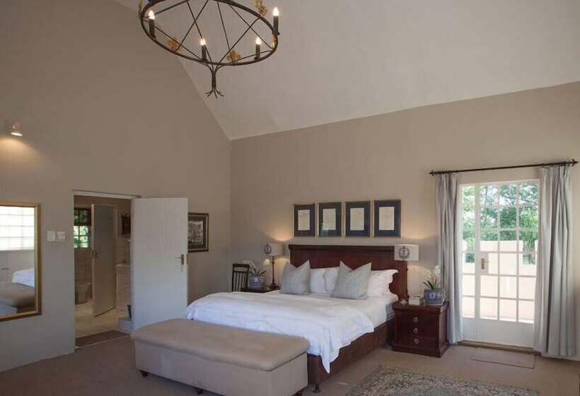 膳宿费 Chartwell Castle