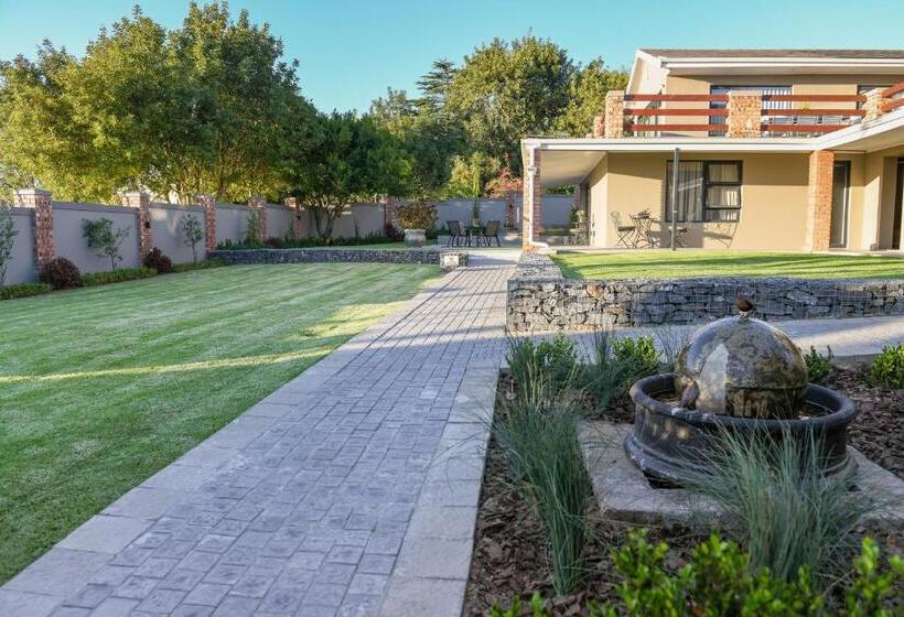 ペンション Four Palms Accommodation