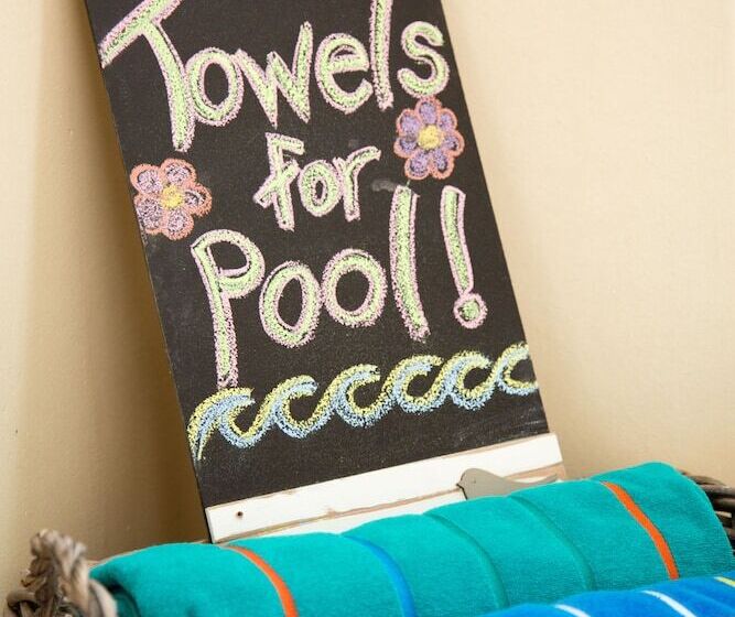 ペンション Four Palms Accommodation