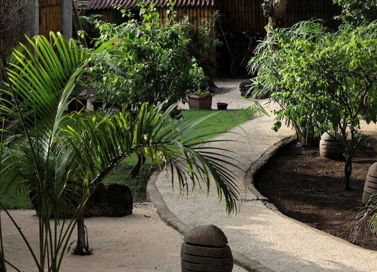 膳宿费 Karma Kayak