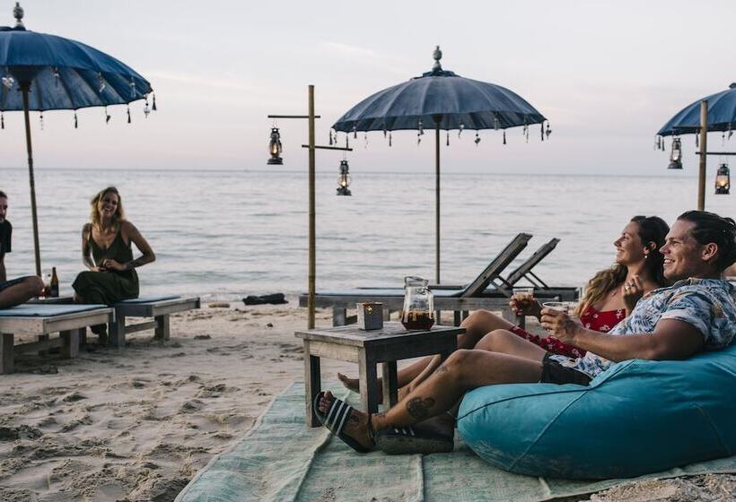 膳宿费 Karma Kayak