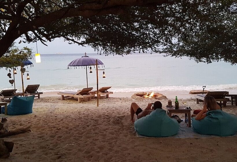 膳宿费 Karma Kayak