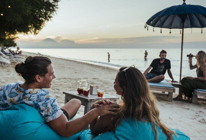 膳宿费 Karma Kayak