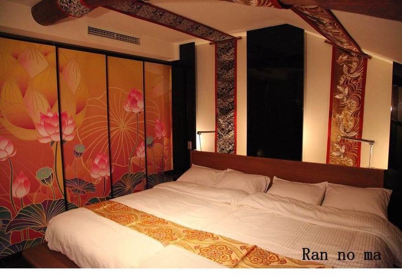 پانسیون Yadoyadejavu