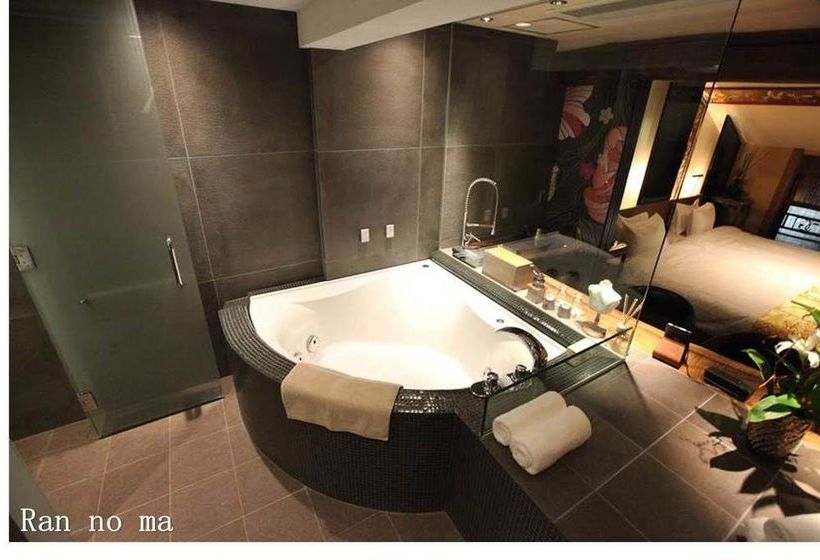 پانسیون Yadoyadejavu