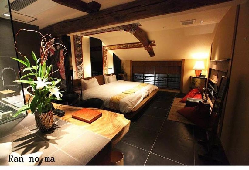 پانسیون Yadoyadejavu