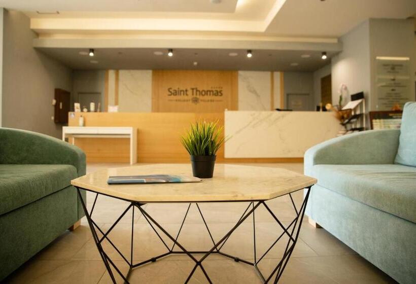 Курорт Saint Thomas Holiday Village