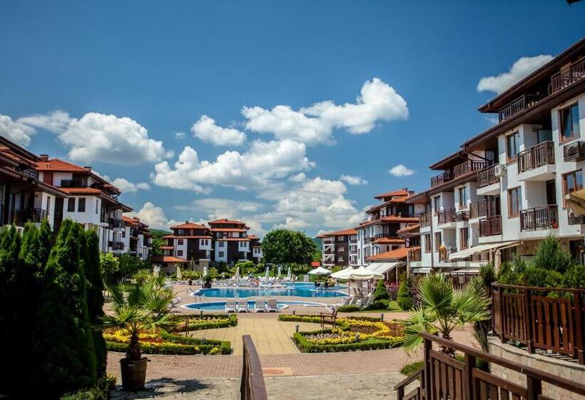Курорт Saint Thomas Holiday Village