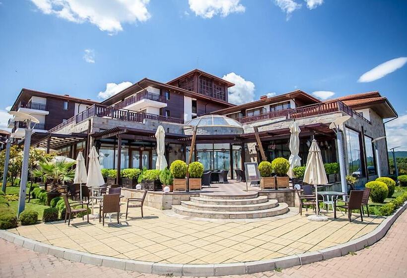 Курорт Saint Thomas Holiday Village