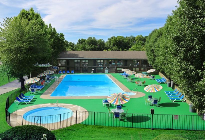 Roark Vacation Resort