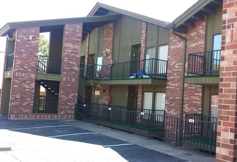 Roark Vacation Resort