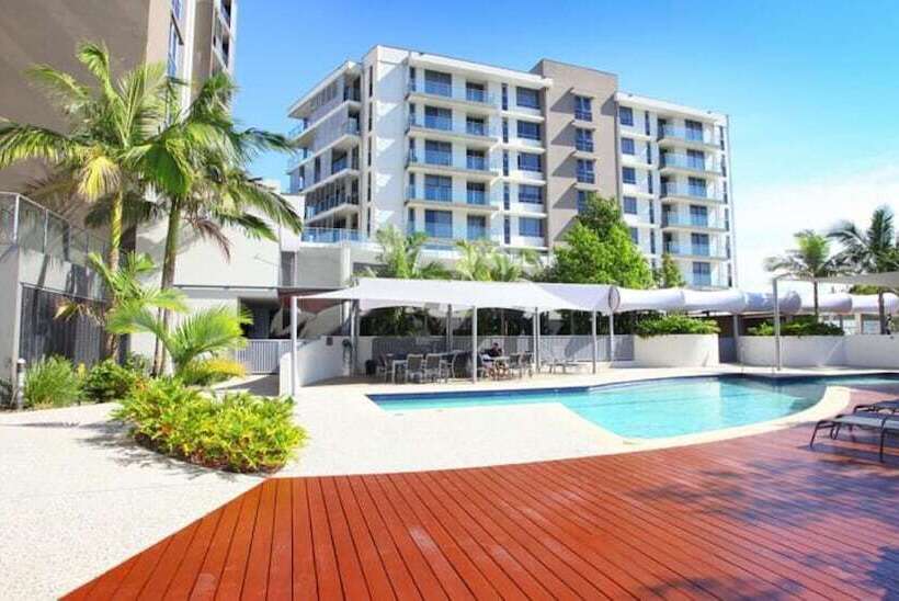 Signature Waterfront Apartments