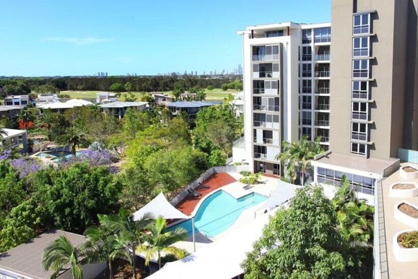 Signature Waterfront Apartments