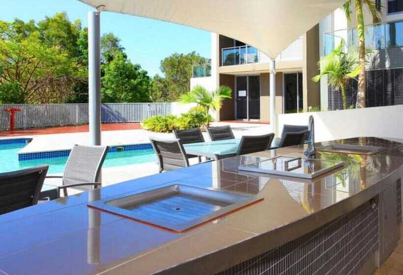 Signature Waterfront Apartments